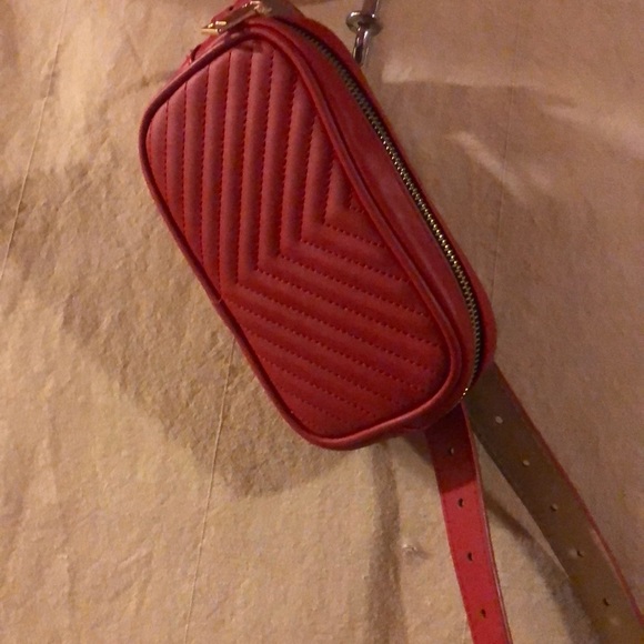 Fancy Fanny - Picture 1 of 8